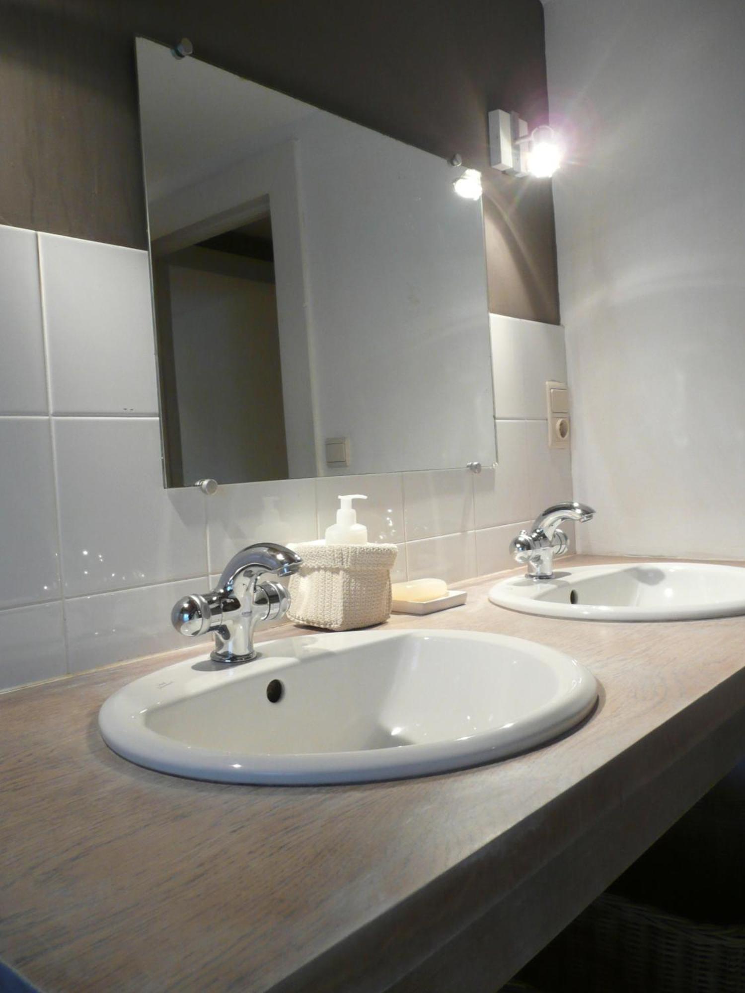 Le Relais Du Moustier Lägenhet Grune Exteriör bild